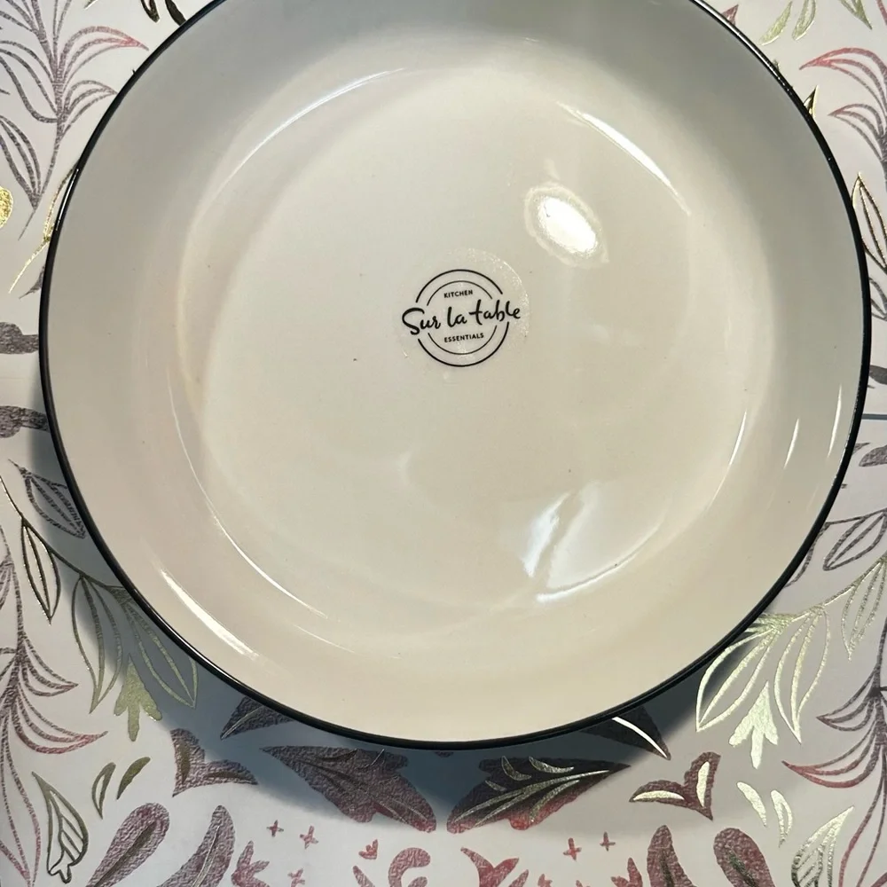 Sur La Table White and Black Rim Pasta Dinner Bowls **Oversized by 2lb I PAY $13